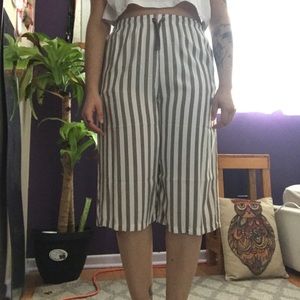 Stripped Culotte Pants